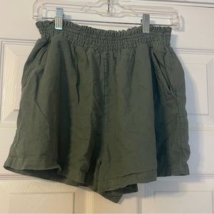 Universal Thread high waisted shorts